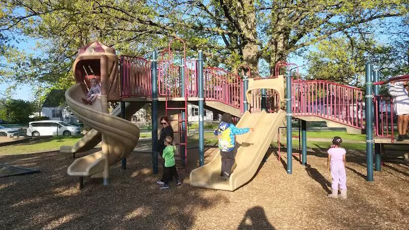 John F Kennedy Memorial Park - Eastpointe,