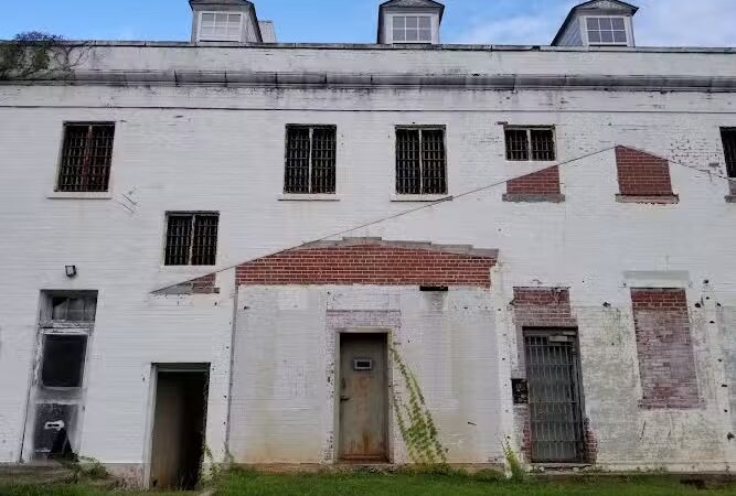 Veterans Wall of Honor Park - Eatonton, GA