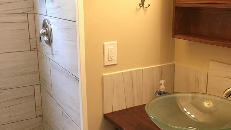 Paradise Pines Resort - Elk Rapids,