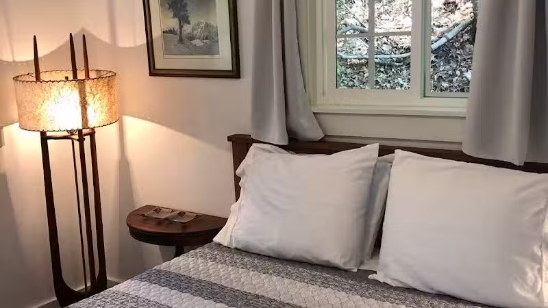 Paradise Pines Resort - Elk Rapids,