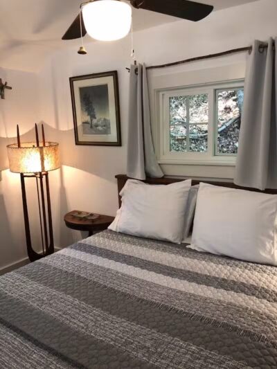 Paradise Pines Resort - Elk Rapids,