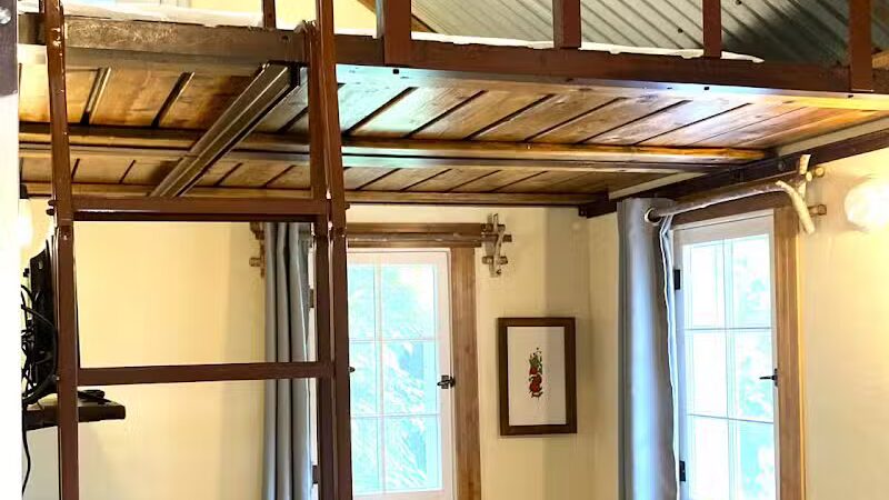 Paradise Pines Resort - Elk Rapids,