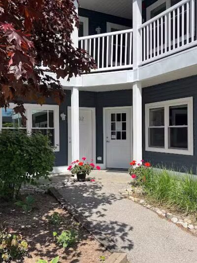 Empire Lakeshore Inn - Empire,