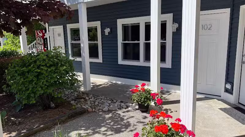 Empire Lakeshore Inn - Empire,