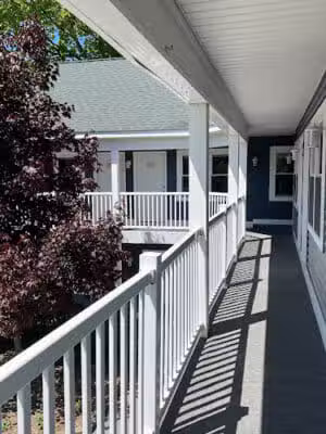 Empire Lakeshore Inn - Empire,