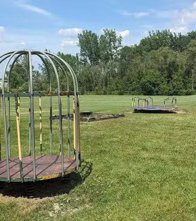 Ridge Road Park - Essexville,