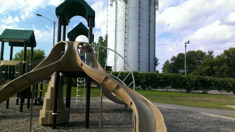 Daisy Knoll Park - Farmington, MN