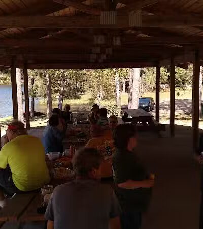 Sportsman's Paradise Resort - Felch,