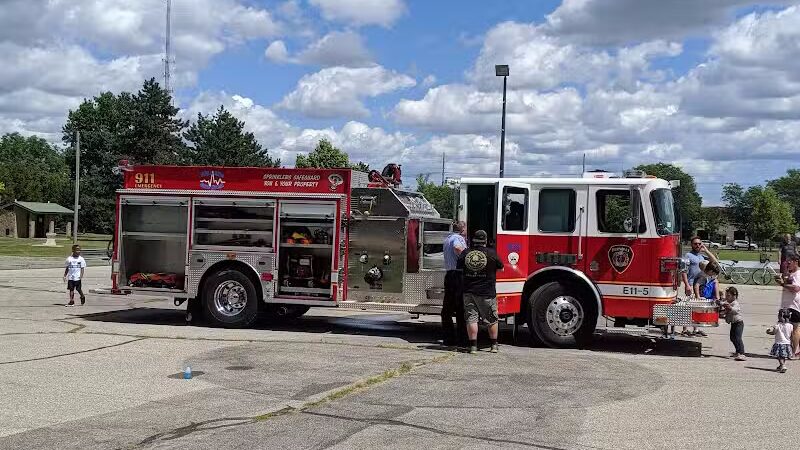 Ferndale Dog Park (Membership Required) - Ferndale, MI