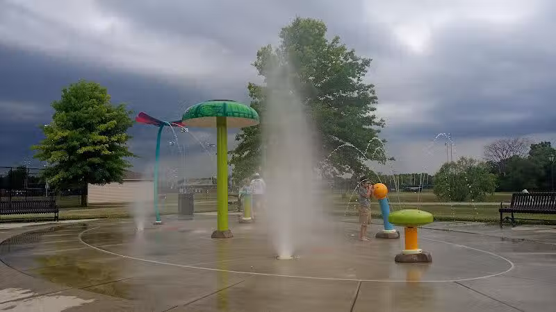 Fountain Park - Flat Rock,