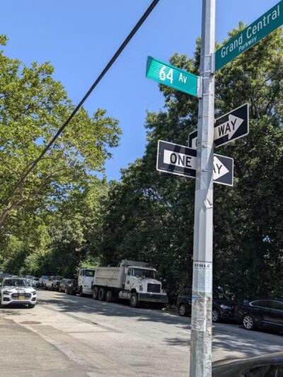 Underbridge Dog Run - Forest Hills, NY