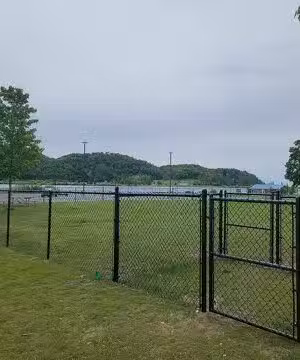 Ruth Deacon Dog Park - Frankfort,