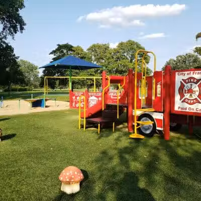 McKinley Barrier Free Park - Fraser,