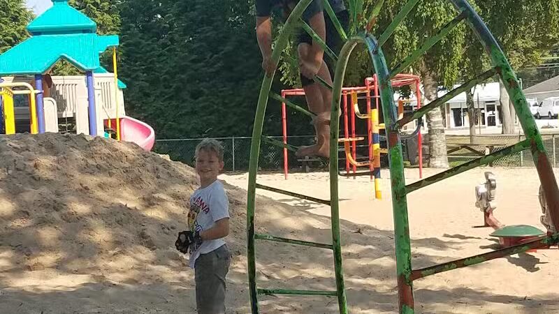 Pomona Park - Fruitport,