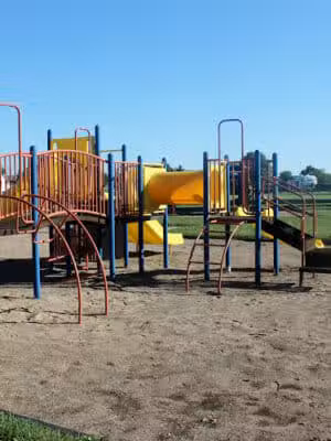 Fleetwood Park - Galesburg,