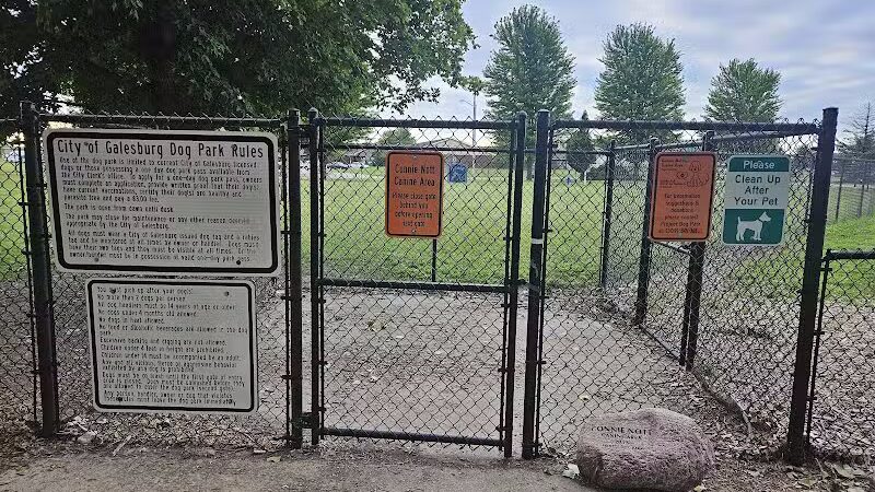 Project Dog Park - Connie Nott Canine Area - Galesburg,
