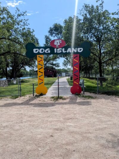 Dog Island - Grand Island, NE