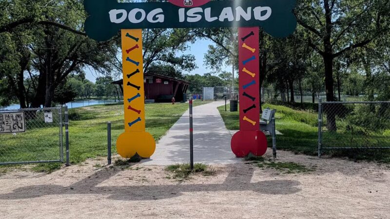 Dog Island - Grand Island, NE
