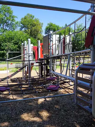 Alexander Park - Grand Rapids,