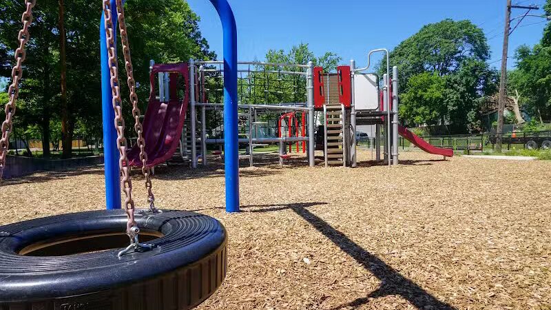 Alexander Park - Grand Rapids,