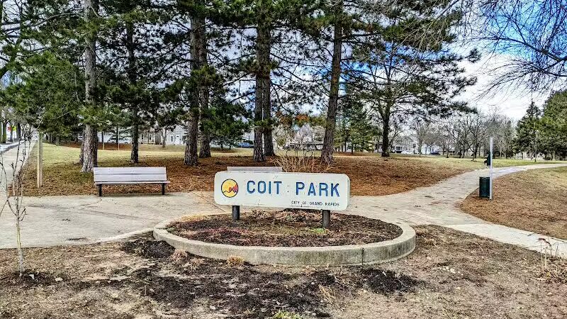 Coit Park - Grand Rapids,