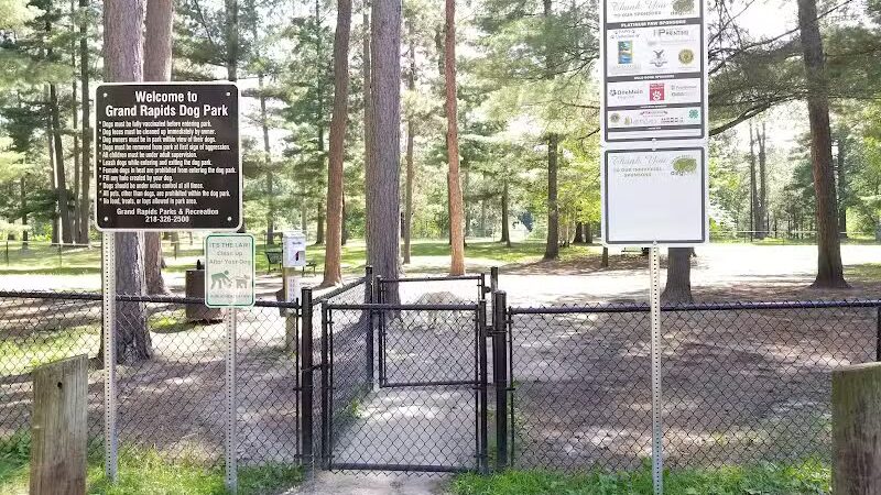 Grand Rapids Dog Park - Grand Rapids,