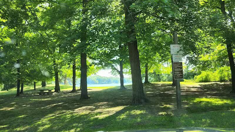 Clear Lake County Park - Grass Lake,