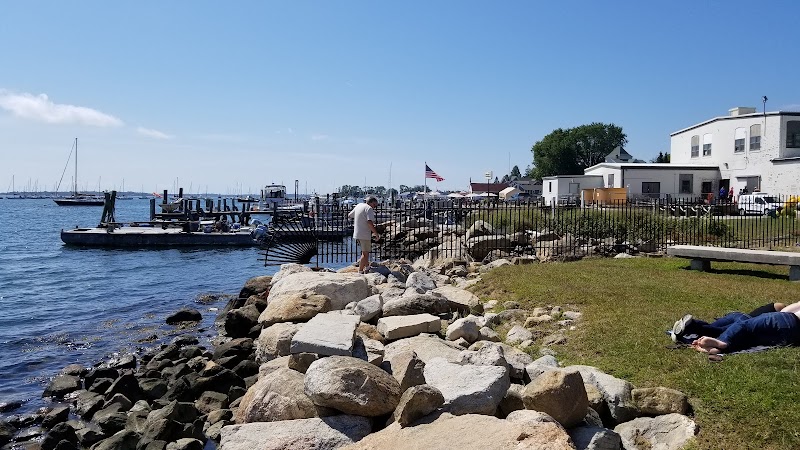 Main Street Dock and Beach - Groton, CT
