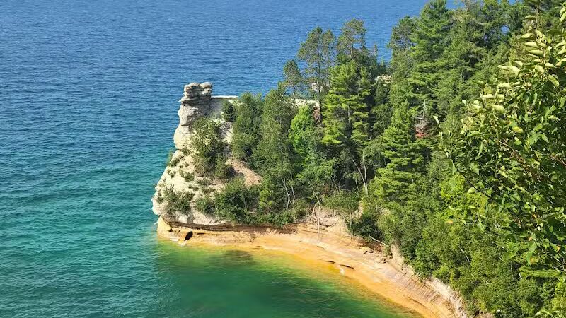 Dreamland Motel by adoba®️ - Gulliver,