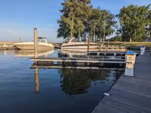 Coles Point Marina and RV Resort - Hague, VA