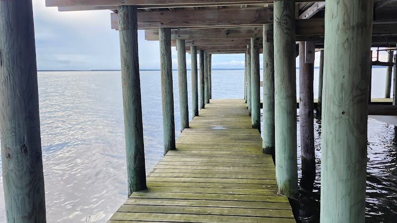 Coles Point Tavern - Hague, VA