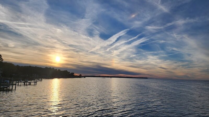 Coles Point Tavern - Hague, VA