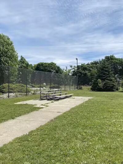 Lasky Dog Park - Hamtramck,