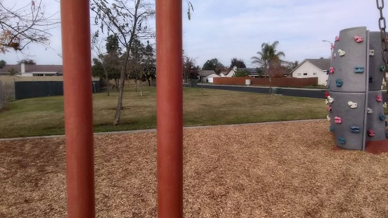 Glacier Way Park - Hanford, CA