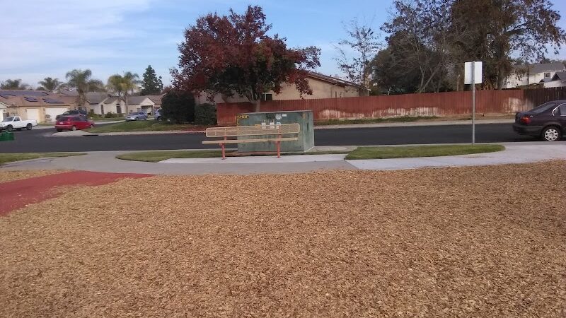Glacier Way Park - Hanford, CA