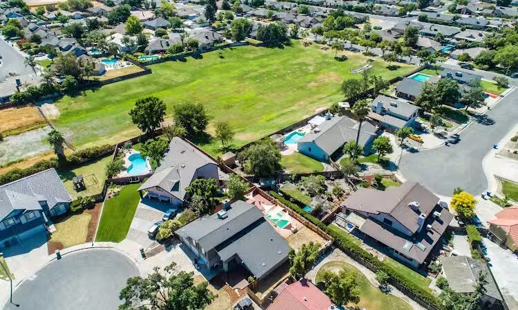 Redwood Park - Hanford, CA