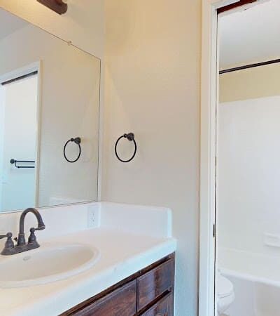 Remington Arms Apartments - Hanford, CA