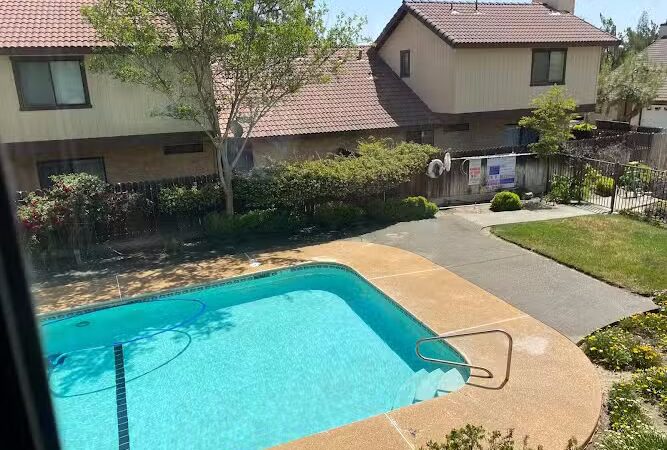 Remington Arms Apartments - Hanford, CA