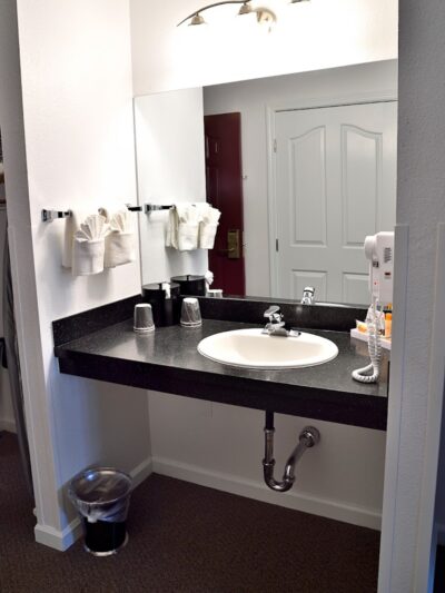 Sequoia Inn - Hanford, CA