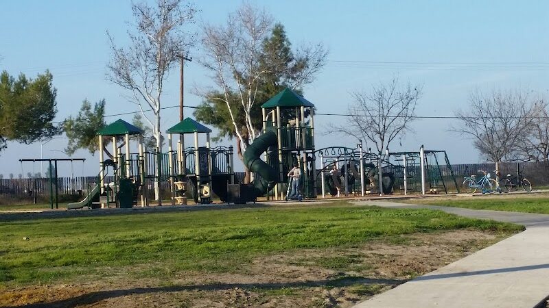 Sherwood Park - Hanford, CA