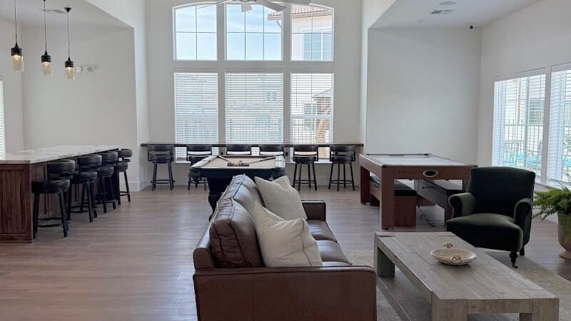 The Village at Hanford Square - Hanford, CA