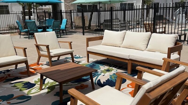 The Village at Hanford Square - Hanford, CA