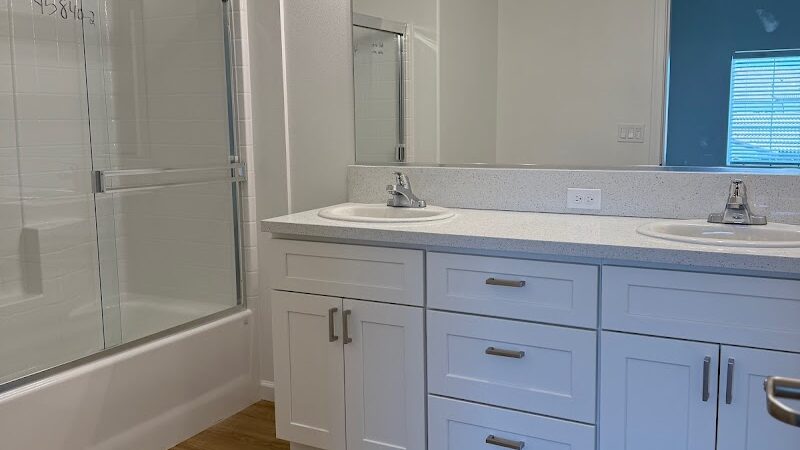 The Village at Hanford Square - Hanford, CA