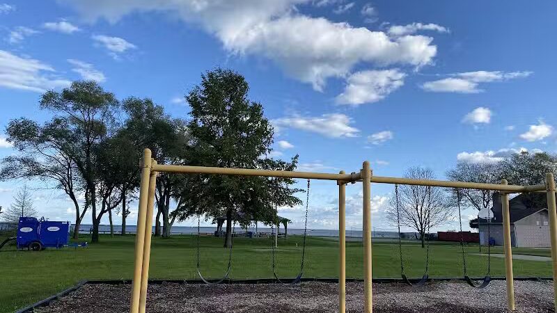 Harrison Township Waterfront Park - Harrison Township,