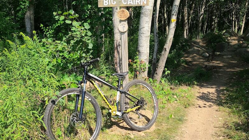 Settlers Park Trailhead (Southwest) - Hartland, MI