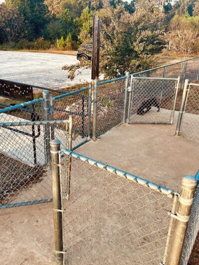 Hartwell Dog Park - Hartwell, GA