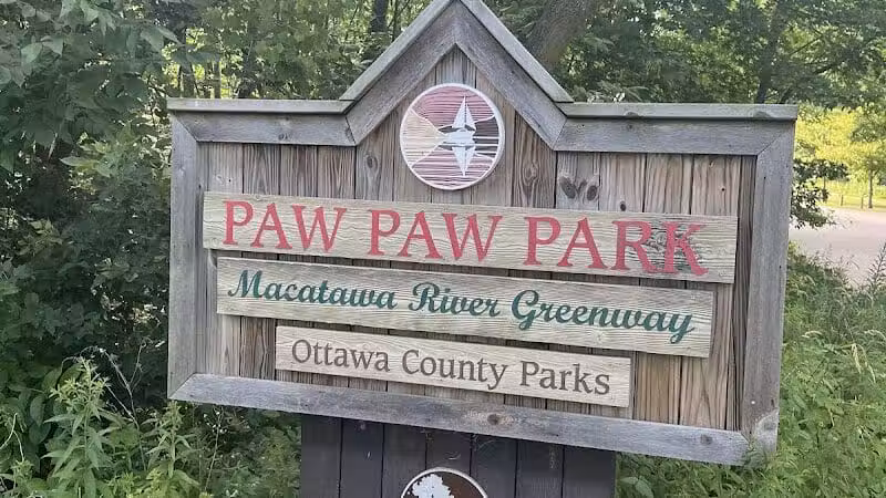 Paw Paw Park (West) - Holland,