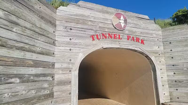 Tunnel Park - Holland,