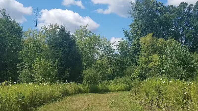 Highland Oaks County Park - Holly,