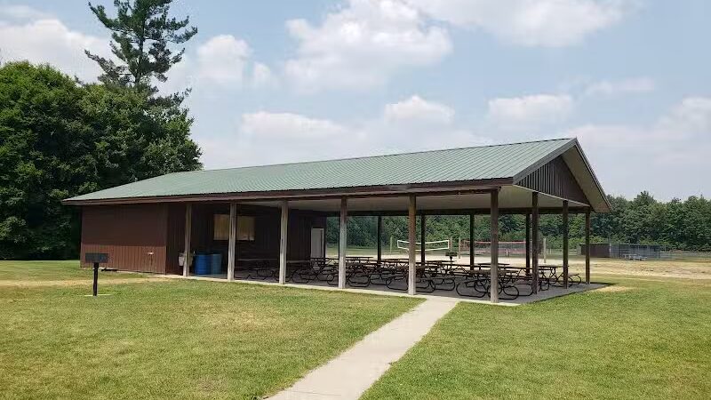 Holton Township Park - Holton,